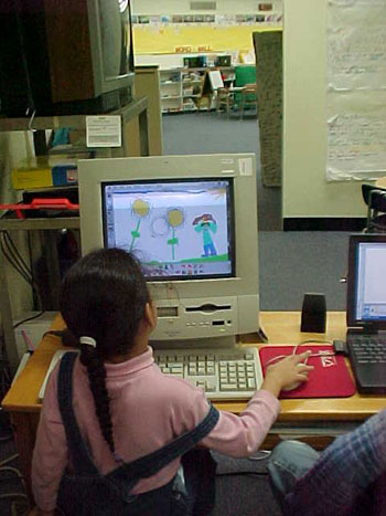 Figura 9. Los niños usaban MicroWorlds en el kindergarten.