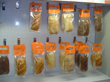Figure 37. Sandwiches were displayed on a rack.